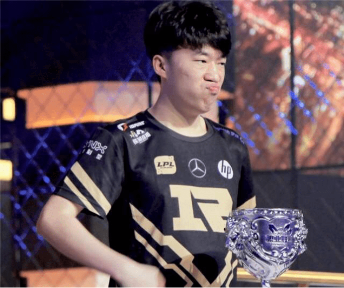 迪巴拉的复 迪巴拉的复