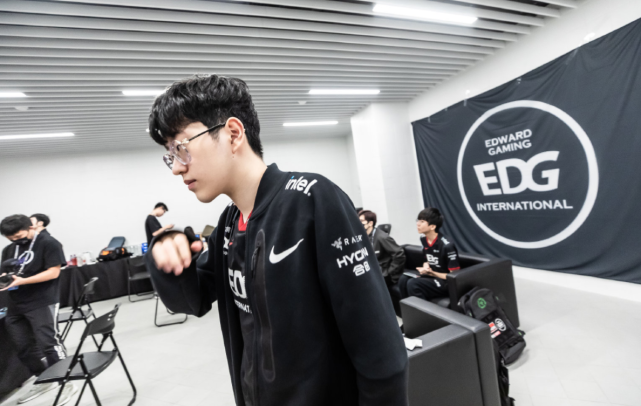 威少或将加 威少或将加